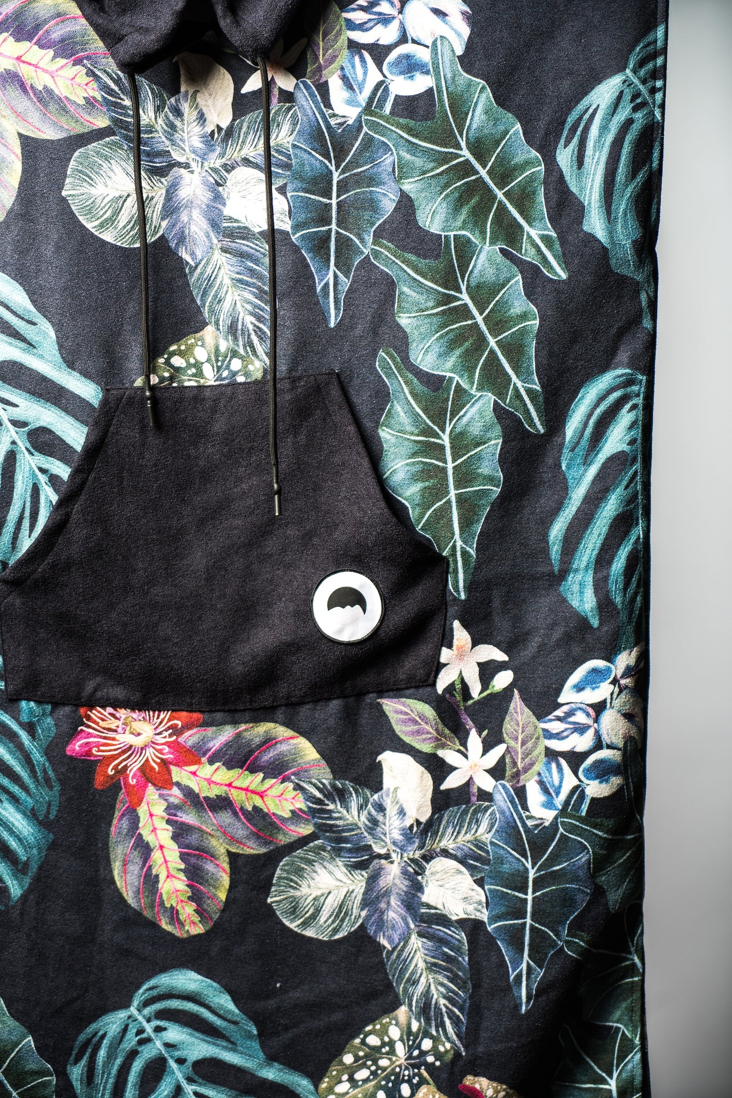 Changing Poncho - Botanical